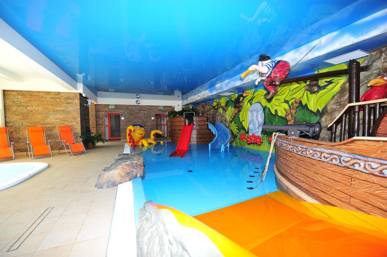 Arena Slonca Hotel Leba Exterior photo